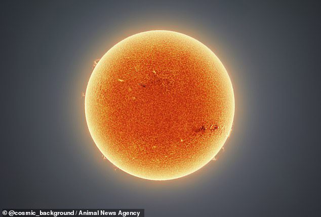 Andrew McCarthy nałożył na siebie 150 000 pojedynczych zdjęć Słońca, aby przekazać niesamowite, skomplikowane szczegóły największej gwiazdy Układu Słonecznego w grudniu 2021 r.