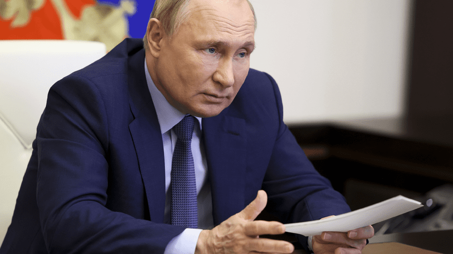 Prezydent Rosji Władimir Putin spotyka się pod Moskwą